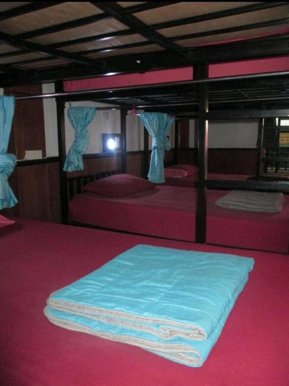 Neverland Dorm Phi Phi Don Exteriér fotografie