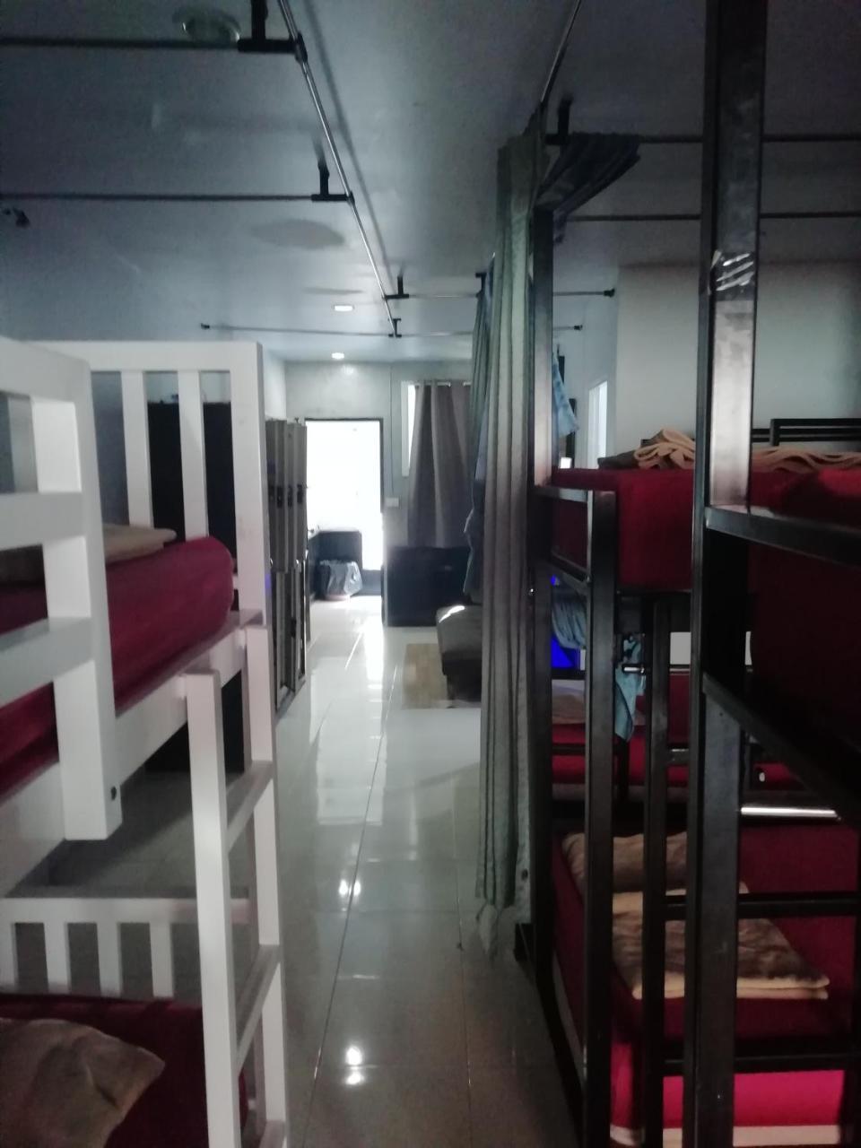 Neverland Dorm Phi Phi Don Pokoj fotografie