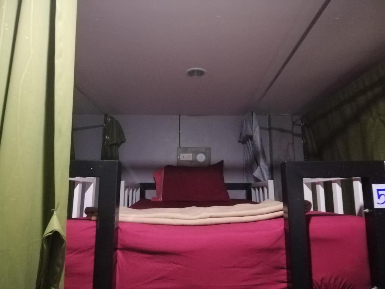 Neverland Dorm Phi Phi Don Exteriér fotografie